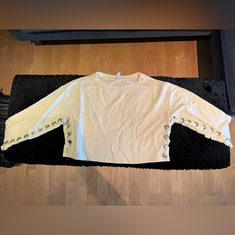 ALO Yoga Cream Cropped Long Sleeve Top with Lace Up Detail